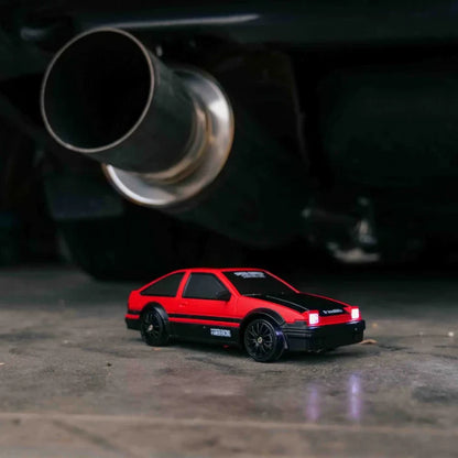 Autek Standard – Klasyczne auto RC do driftu